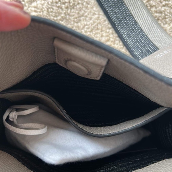 Prada Mini Leather Shoulder Bag- NEW - Picture 3 of 9